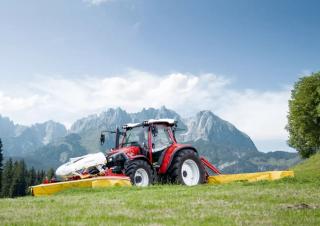 Traktory z napędem 4WD Lindner Lintrac 130