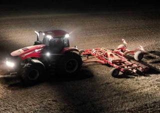 Traktory z napędem 4WD Case IH Magnum 340 Profi