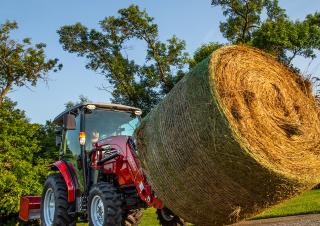 Traktory z napędem 4WD Massey Ferguson MF 1740 M HC
