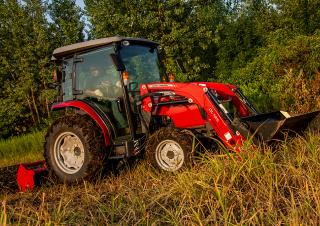Traktory z napędem 4WD Massey Ferguson MF 1740 M HC