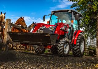Traktory z napędem 4WD Massey Ferguson MF 1755 M MC 