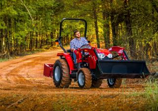 Traktory z napędem 4WD Massey Ferguson MF 1835 E