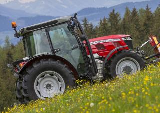 Traktory z napędem 4WD Massey Ferguson MF 3AL.95 