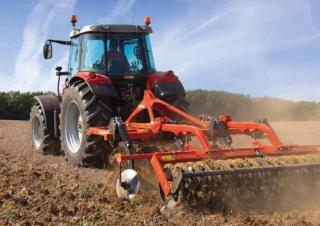 Traktory z napędem 4WD Massey Ferguson MF 5445-4 Edition