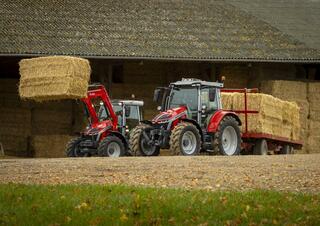 Traktory z napędem 4WD Massey Ferguson MF 5S.115