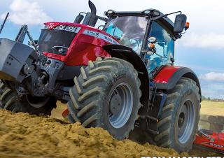 Traktory z napędem 4WD Massey Ferguson MF 8735 S