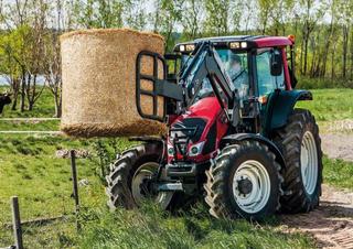 Traktory z napędem 4WD Valtra N 143