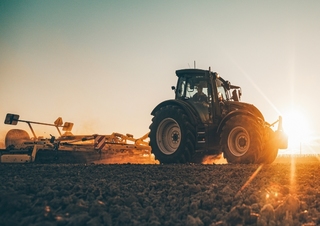 Traktory z napędem 4WD Valtra N174D SmartTouch