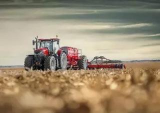 Traktory z napędem 4WD Case IH Puma 260 CVXDrive