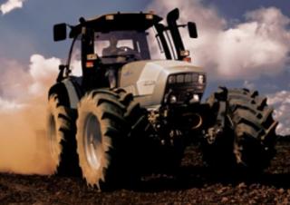 Traktory z napędem 4WD Lamborghini R 6.130 DCR DT