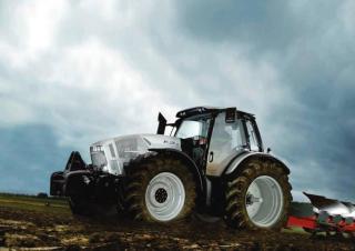 Traktory z napędem 4WD Lamborghini R 7.210 DCR