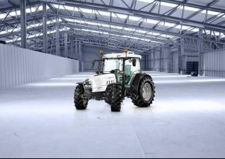 Traktory z napędem 4WD Lamborghini Spire 80