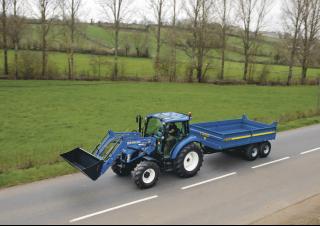 Traktory z napędem 4WD New Holland T 4.75