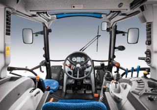 Traktory z napędem 4WD New Holland T 4.95