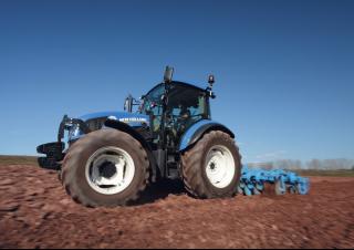 Traktory z napędem 4WD New Holland T 4.95