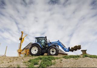 Traktory z napędem 4WD New Holland T 4.95