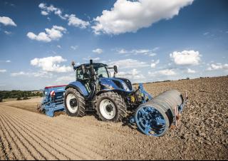 Traktory z napędem 4WD New Holland T5.120