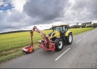Traktory z napędem 4WD New Holland T7.190