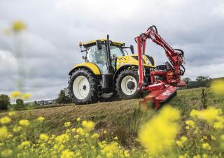 Traktory z napędem 4WD New Holland T7.190