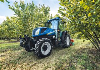 Traktory z napędem 4WD New Holland T4.80 V