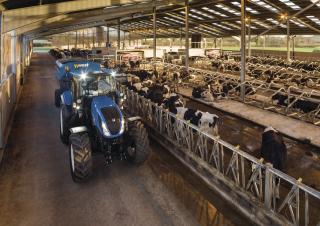 Traktory z napędem 4WD New Holland T6.155