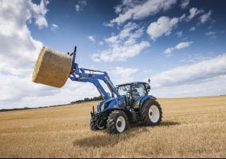 Traktory z napędem 4WD New Holland T6.155