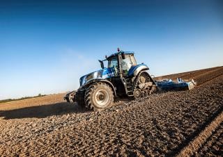 Traktory z napędem 4WD New Holland T8.320