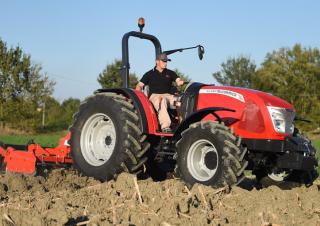Traktory z napędem 4WD McCormick X4.35m