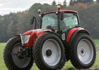 Traktory z napędem 4WD McCormick X5.45-4HC