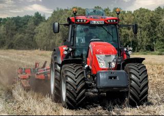 Traktory z napędem 4WD McCormick X7.450 P6-Drive