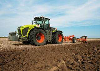 Traktory z napędem 4WD Claas Xerion 4000 Trac VC