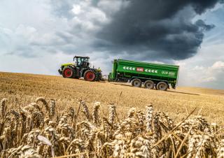 Traktory z napędem 4WD Claas Xerion 4200 Trac VC