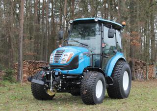 Traktory z napędem 4WD LS XR50 GEAR