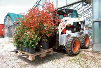 Ładowarki o sterowaniu burtowym Bobcat S 160 SJC
