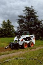 Ładowarki o sterowaniu burtowym Bobcat S 160 SJC