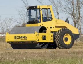 Walce Pojedyncze walce drogowe Bomag BW 211 D-40