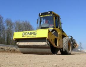 Walce Pojedyncze walce drogowe Bomag BW 213 DH-4