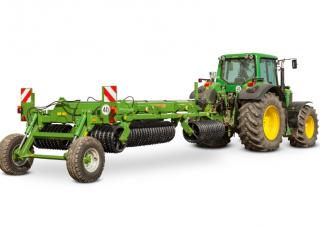 Walce łąkowe i polowe Amazone AW 9400