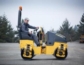 Walce Walce wibracyjne tandemowe Bomag BW 100 ADM-5