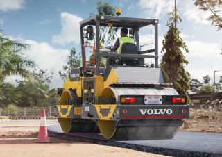 Walce Walce wibracyjne tandemowe Volvo DD90