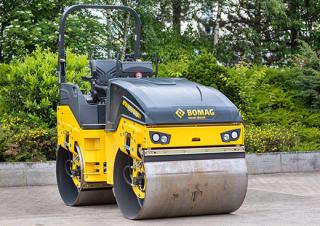 Walce Walce wibracyjne tandemowe Bomag BW 135 AD-5