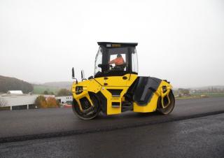Walce Walce wibracyjne tandemowe Bomag BW 141 AD-5