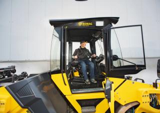 Walce Walce wibracyjne tandemowe Bomag BW 154 AD-5