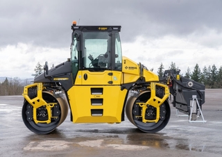 Walce Walce wibracyjne tandemowe Bomag BW 154 APO-5