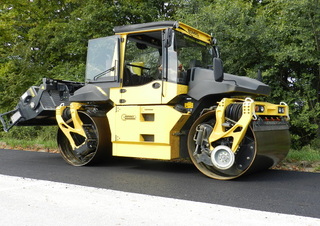 Walce Walce wibracyjne tandemowe Bomag BW 174 AP 4i AM