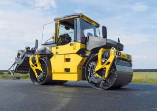 Walce Walce wibracyjne tandemowe Bomag BW 174 APO 4f