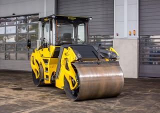 Walce Walce wibracyjne tandemowe Bomag BW 202 ADO-5