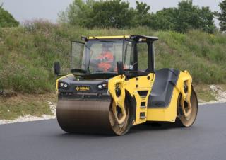 Walce Walce wibracyjne tandemowe Bomag BW 206 ADO-50