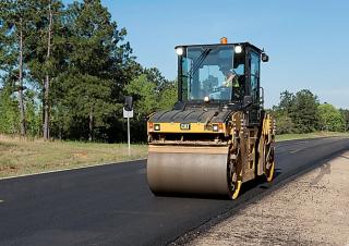 Walce Walce wibracyjne tandemowe Caterpillar CB44B