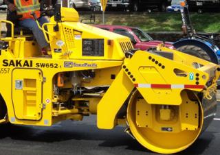Walce Walce wibracyjne tandemowe Sakai SW652-1